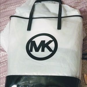 Clear designer shoulder bag!